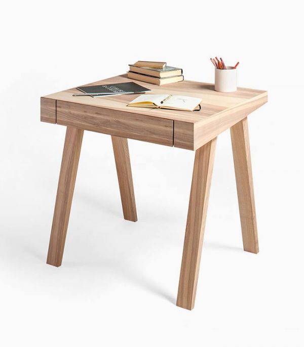 میز تحریر چهارپایه چوبی